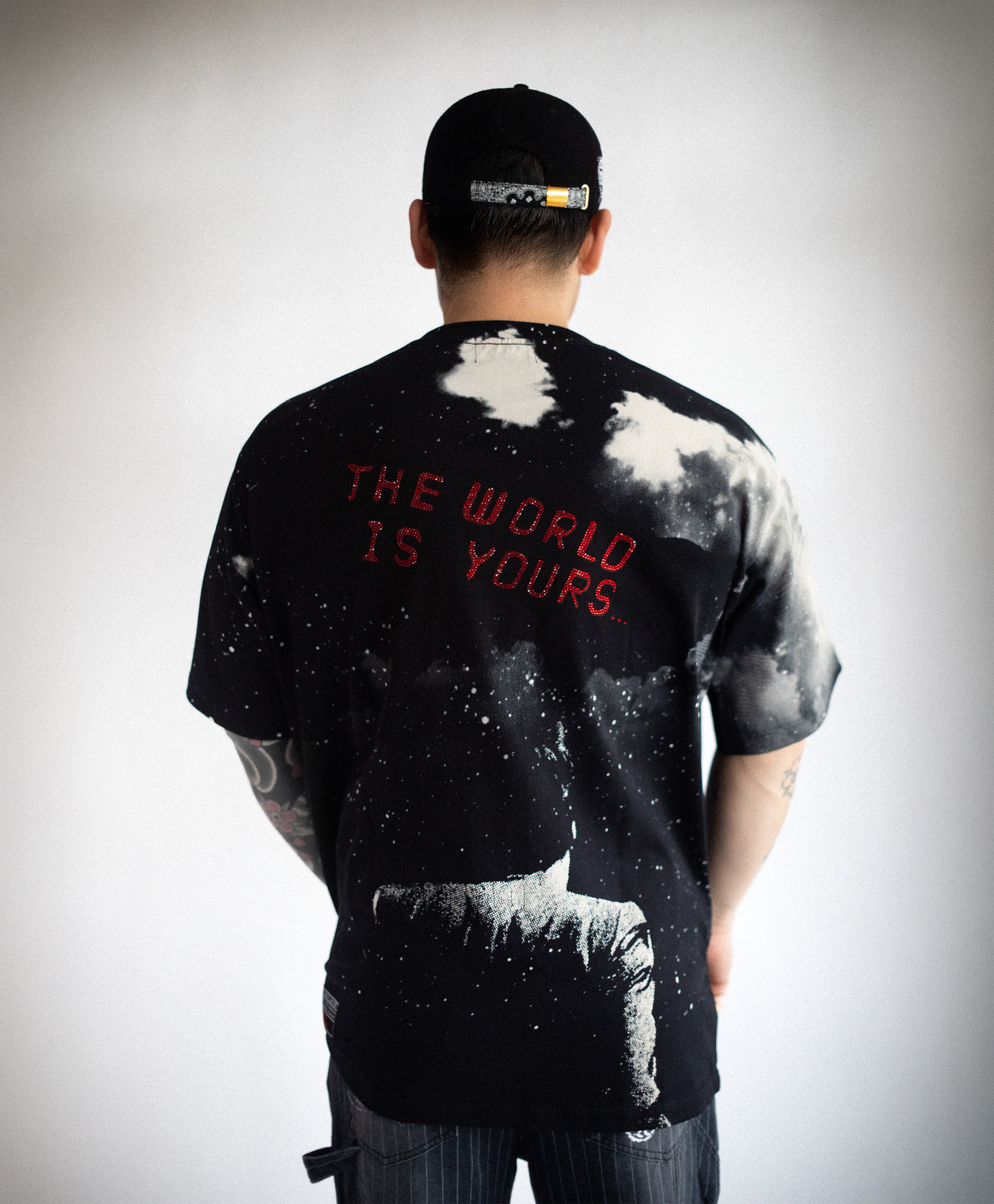 "THE WORLD IS YOURS..." TEE - [RHINESTONE / BLACK]